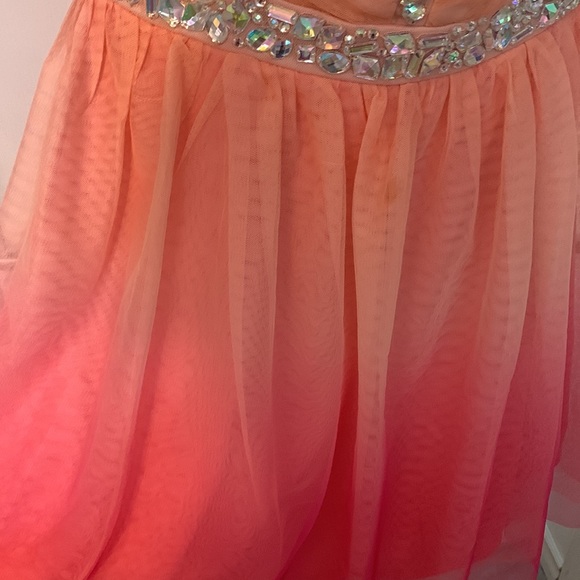 Pink Ombré Sweet heart Gem Encrusted Strapless Mini dress - Picture 3 of 8